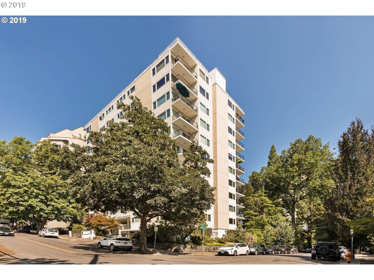2211 Park Pl - Photo 1