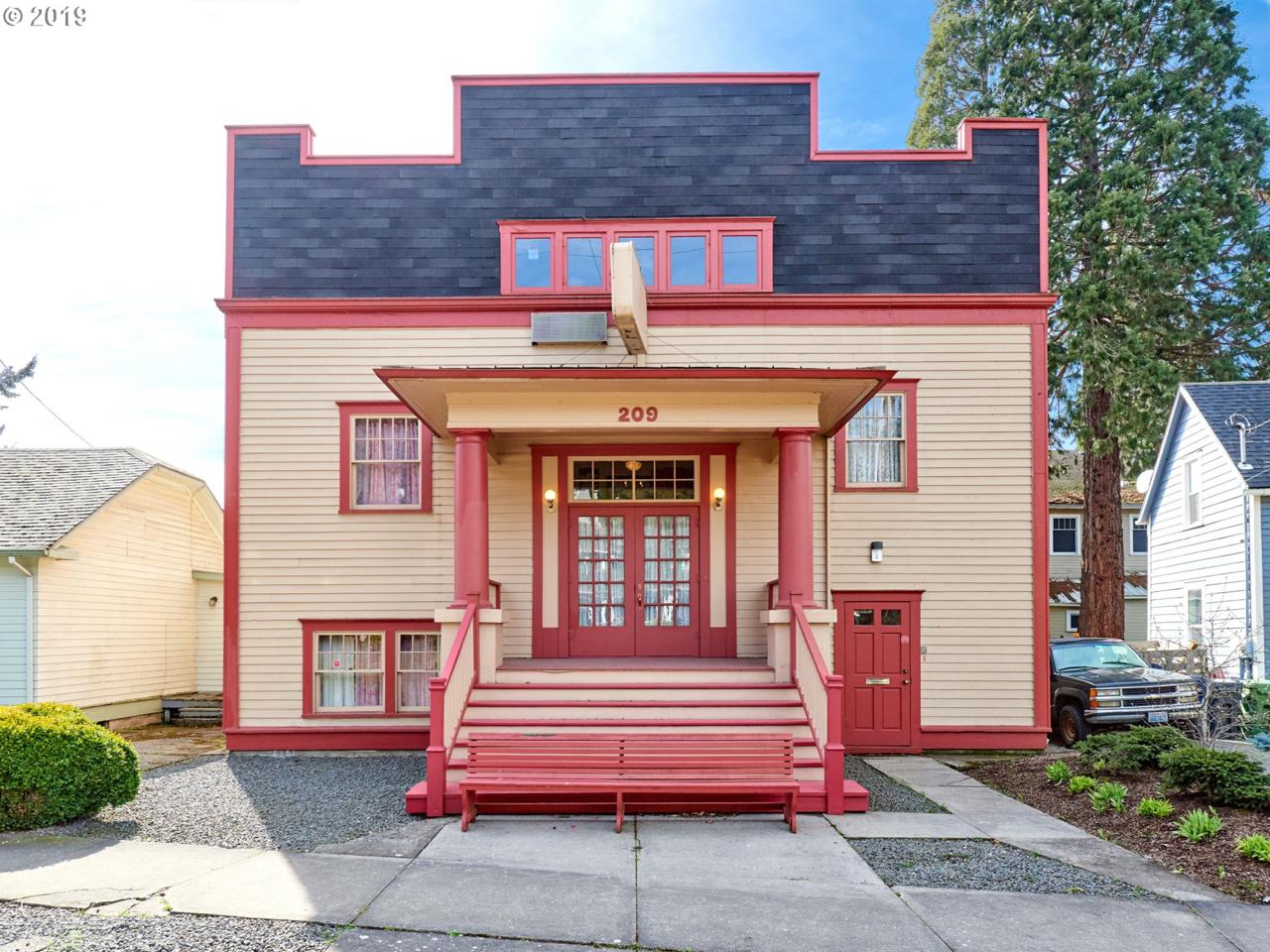 209 Mill St - Photo 1