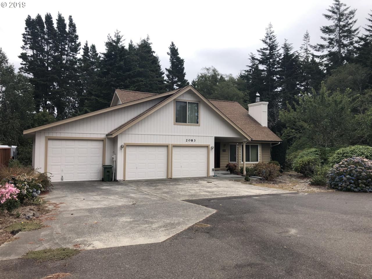 2083 15TH St - Photo 1