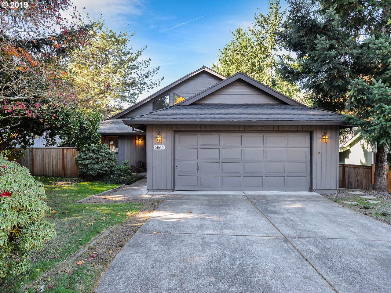 6865 152ND Ave - Photo 1