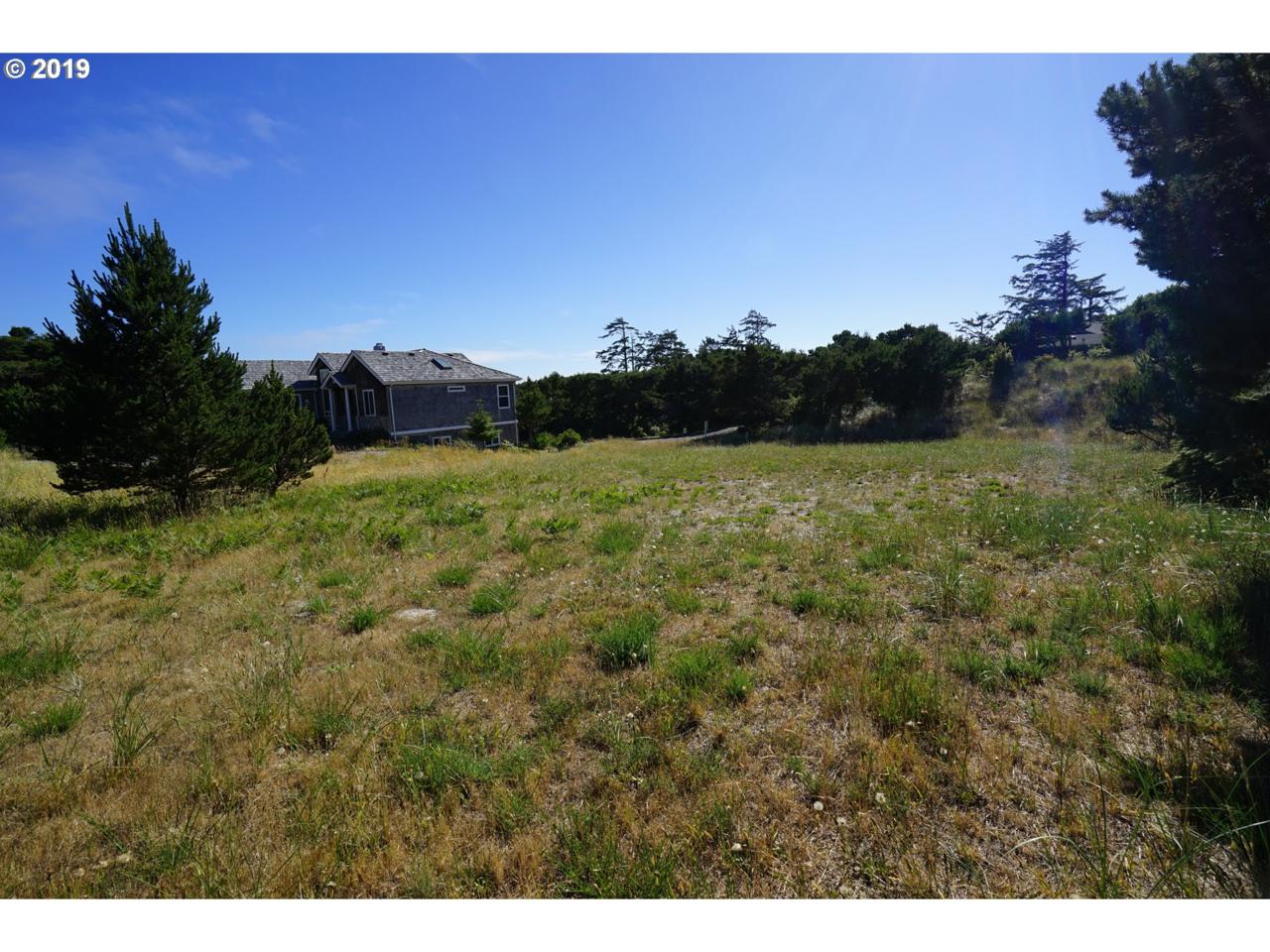 3022 Sandpiper Cir - Photo 1
