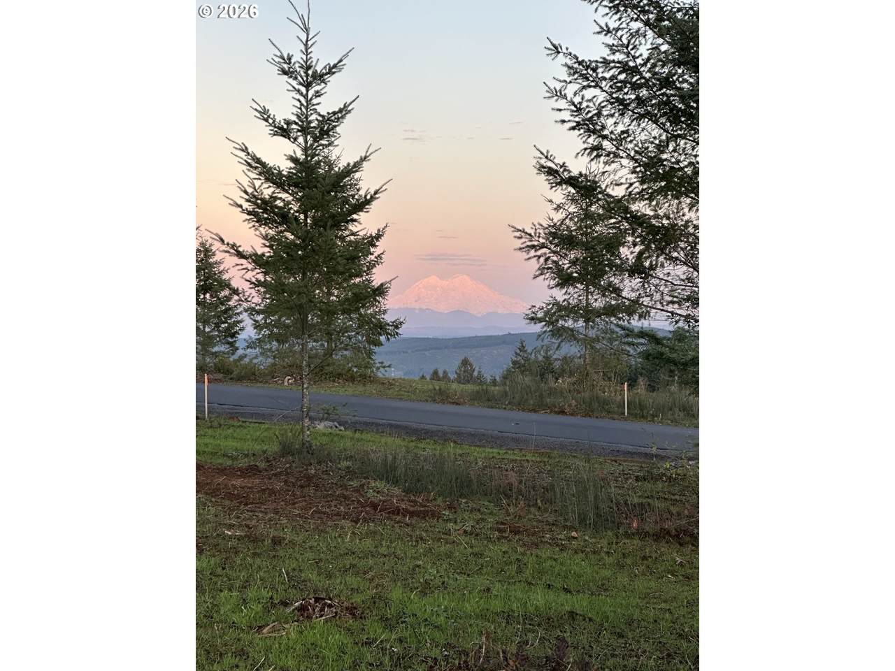 232 Suncrest Dr - Photo 1