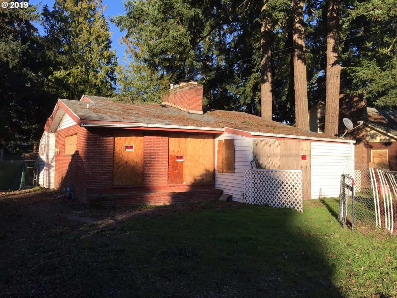 17045 Glisan St - Photo 1
