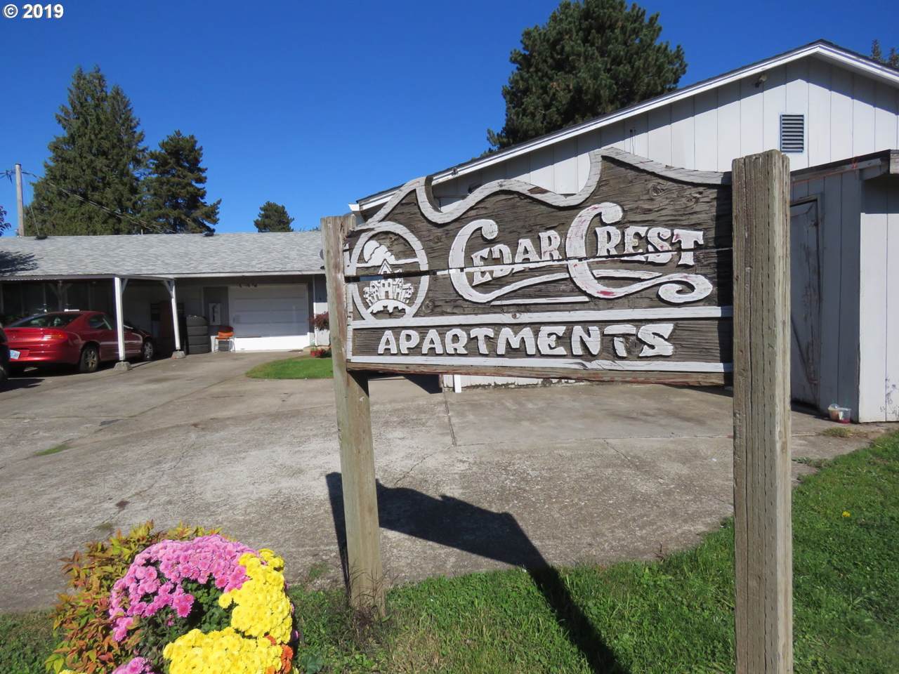 1335 Cedar St - Photo 1
