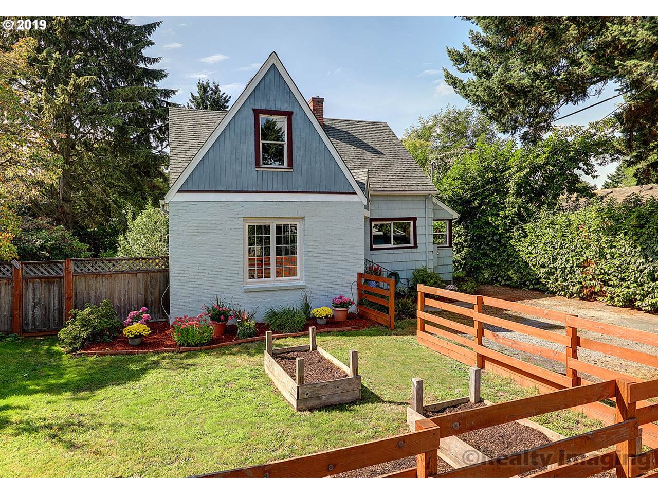 5843 128TH Ave - Photo 1
