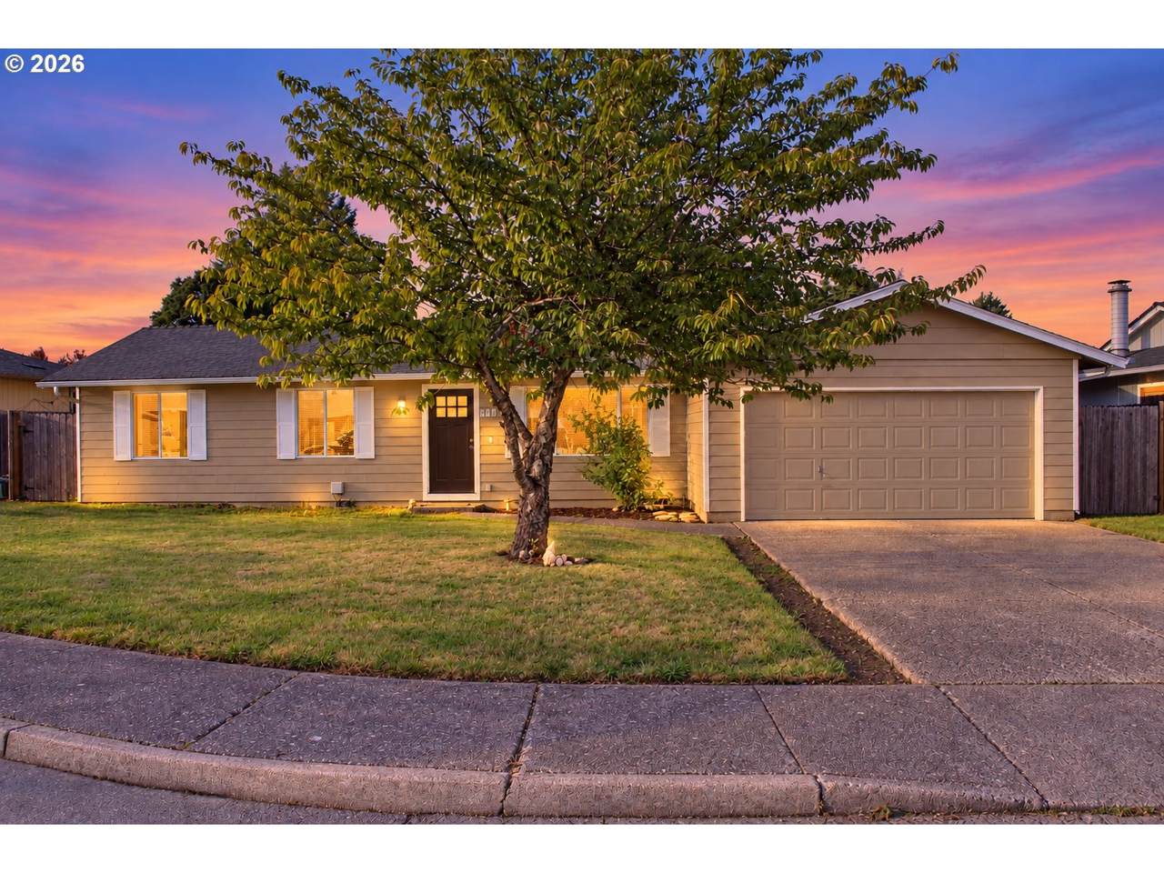4527 Garden Ct - Photo 1
