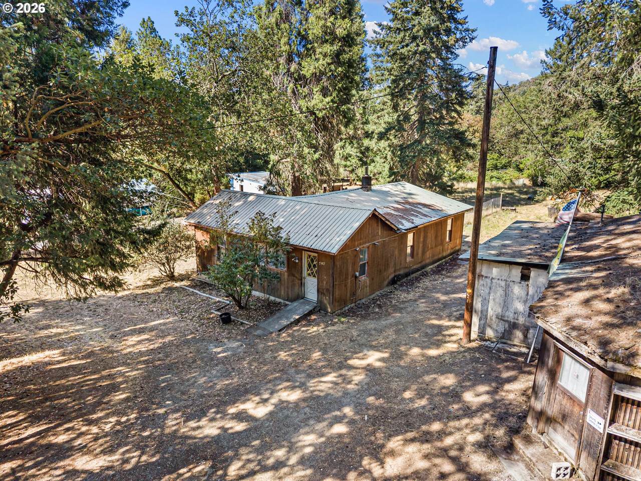 https://bt-photos.global.ssl.fastly.net/portland/1280_boomver_1_196579028-2.jpg