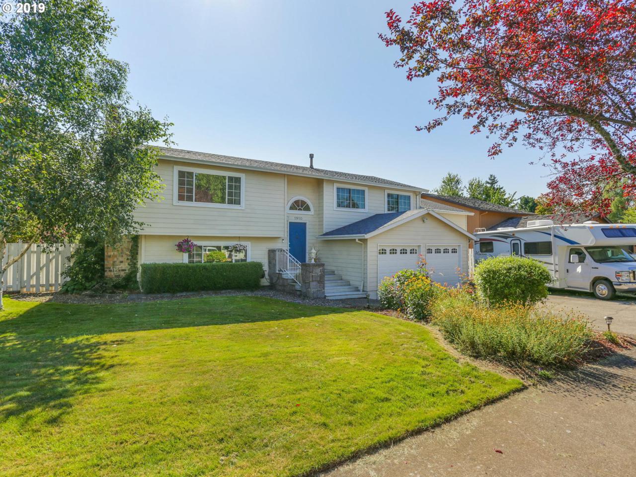 1910 Eagle Ave - Photo 1