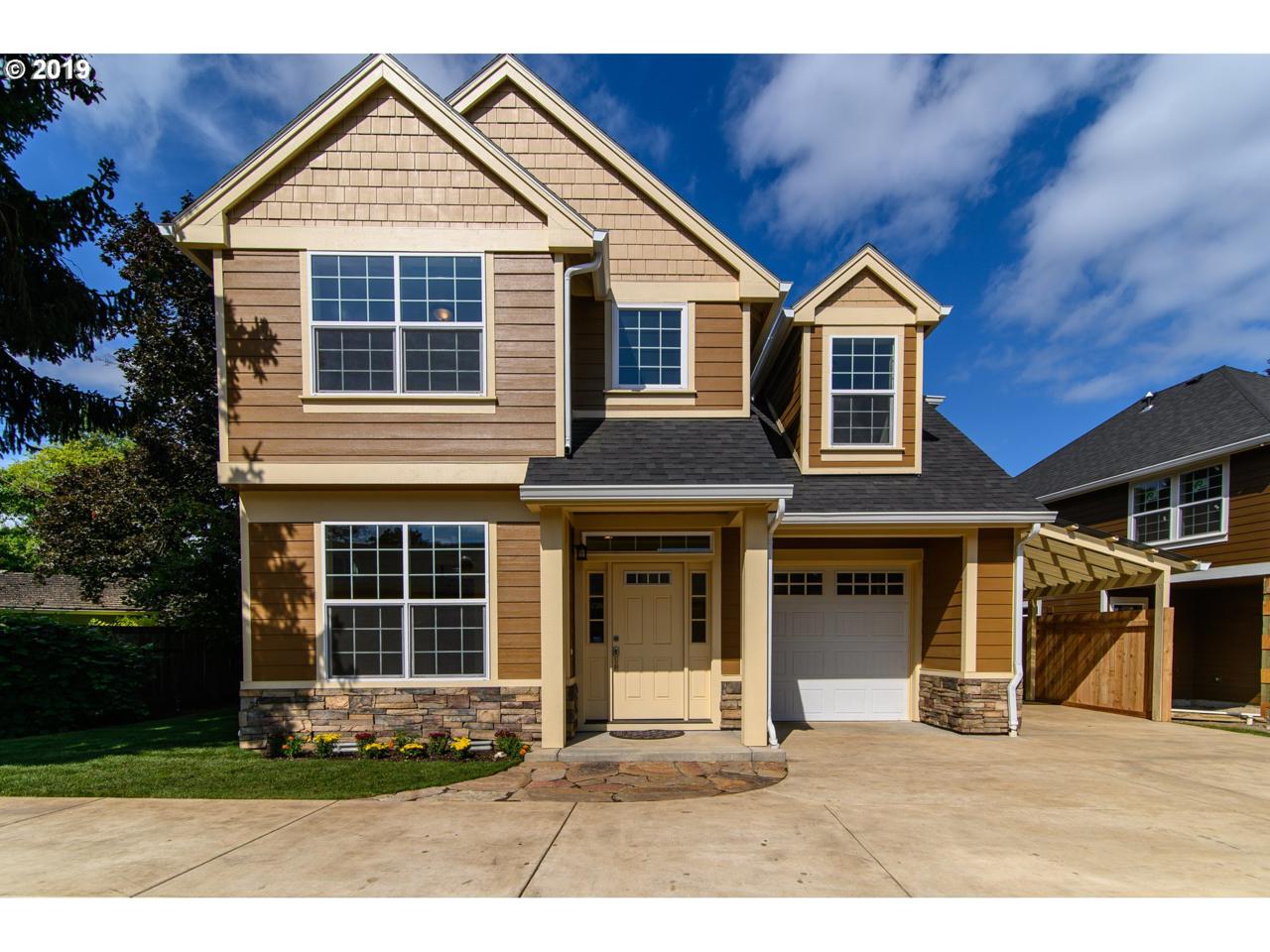 2220 Sandy Dr - Photo 1