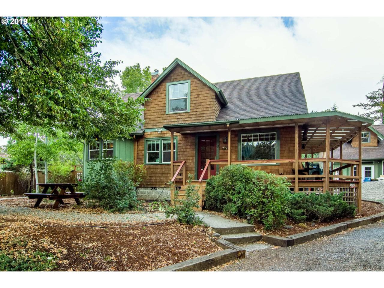 2723 Augusta St - Photo 1