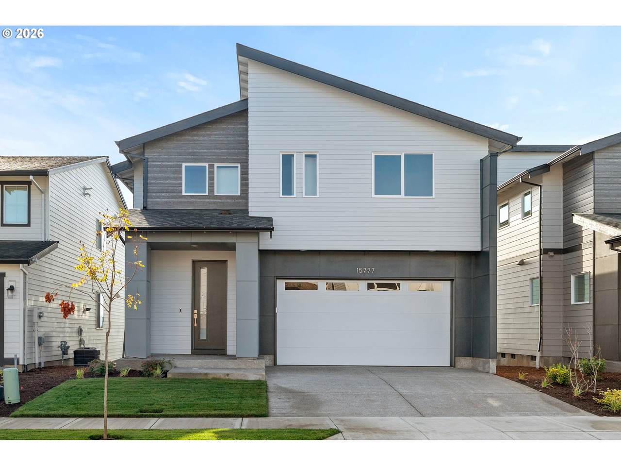 15777 Vanderwood Ave - Photo 1