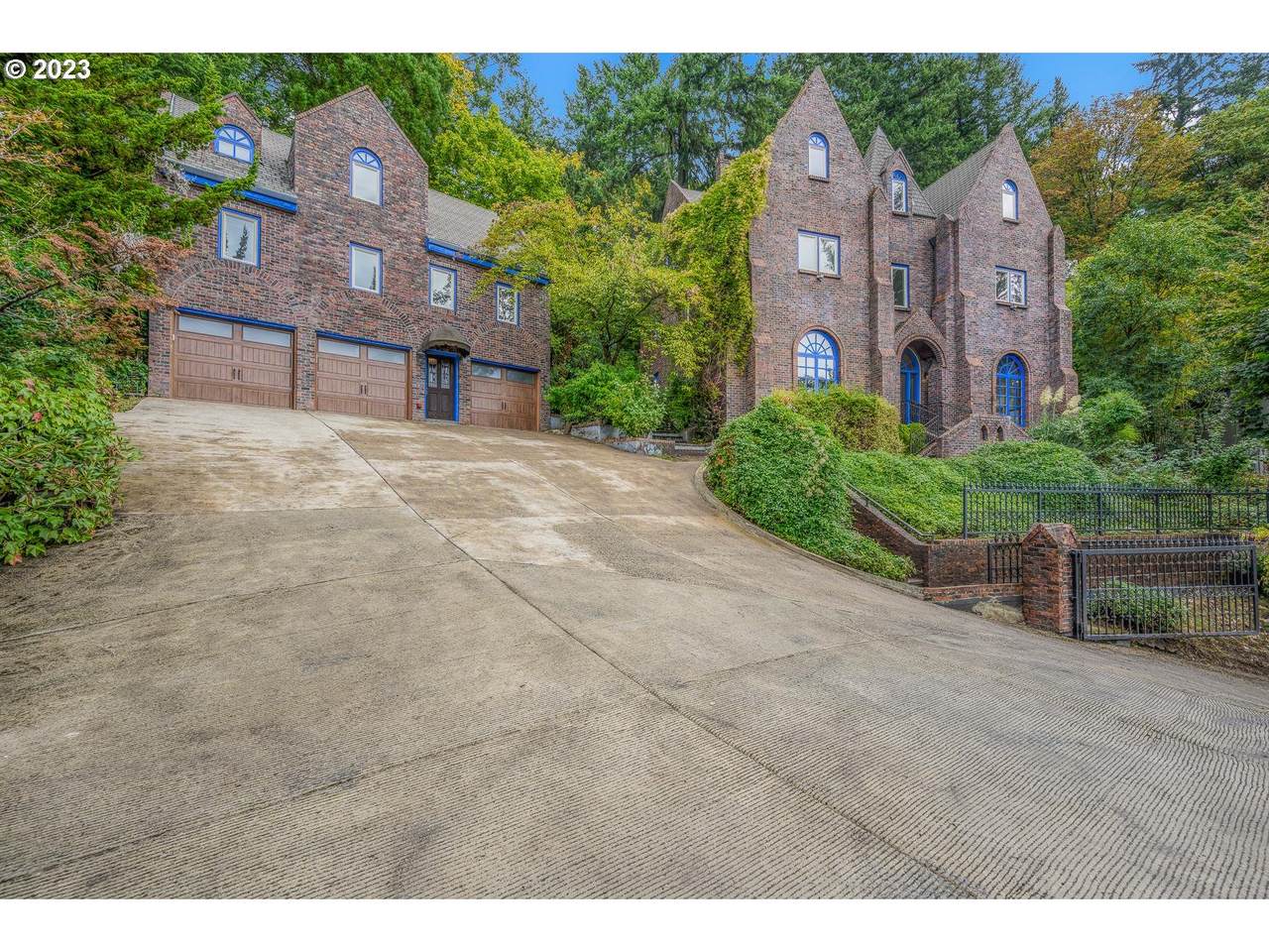 4224 Melville Ave - Photo 1