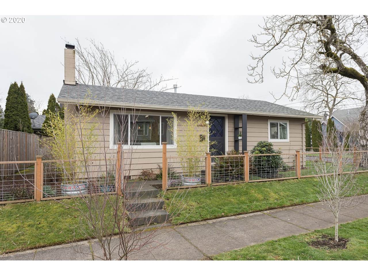 4836 Houghton St - Photo 1