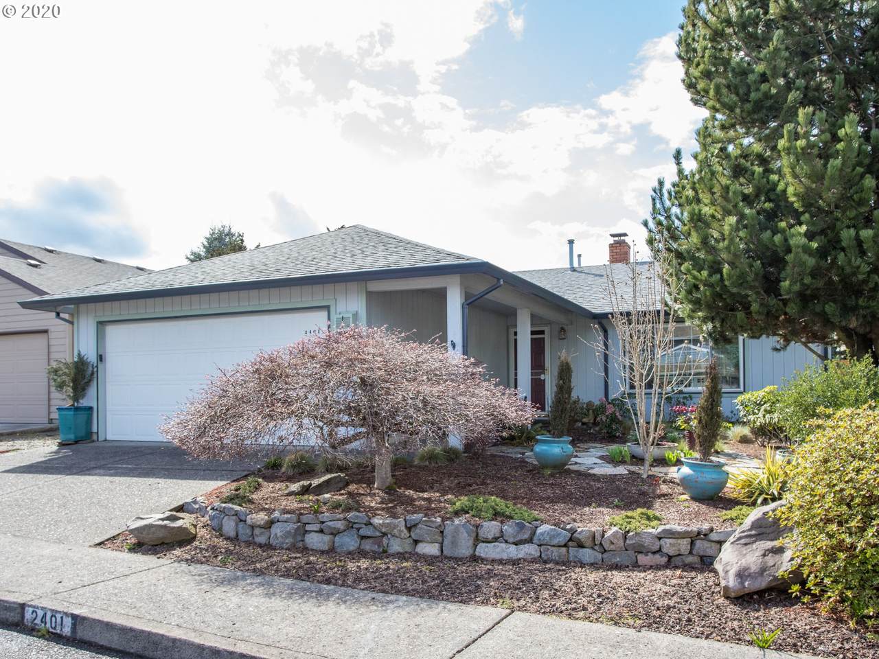 2401 153RD Pl - Photo 1