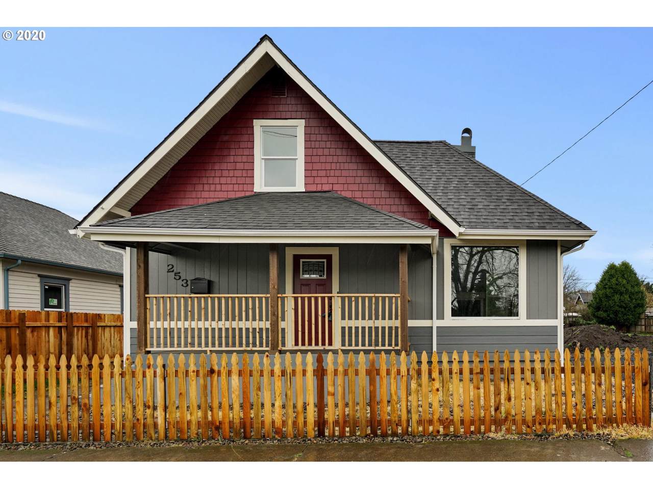 253 3RD St - Photo 1