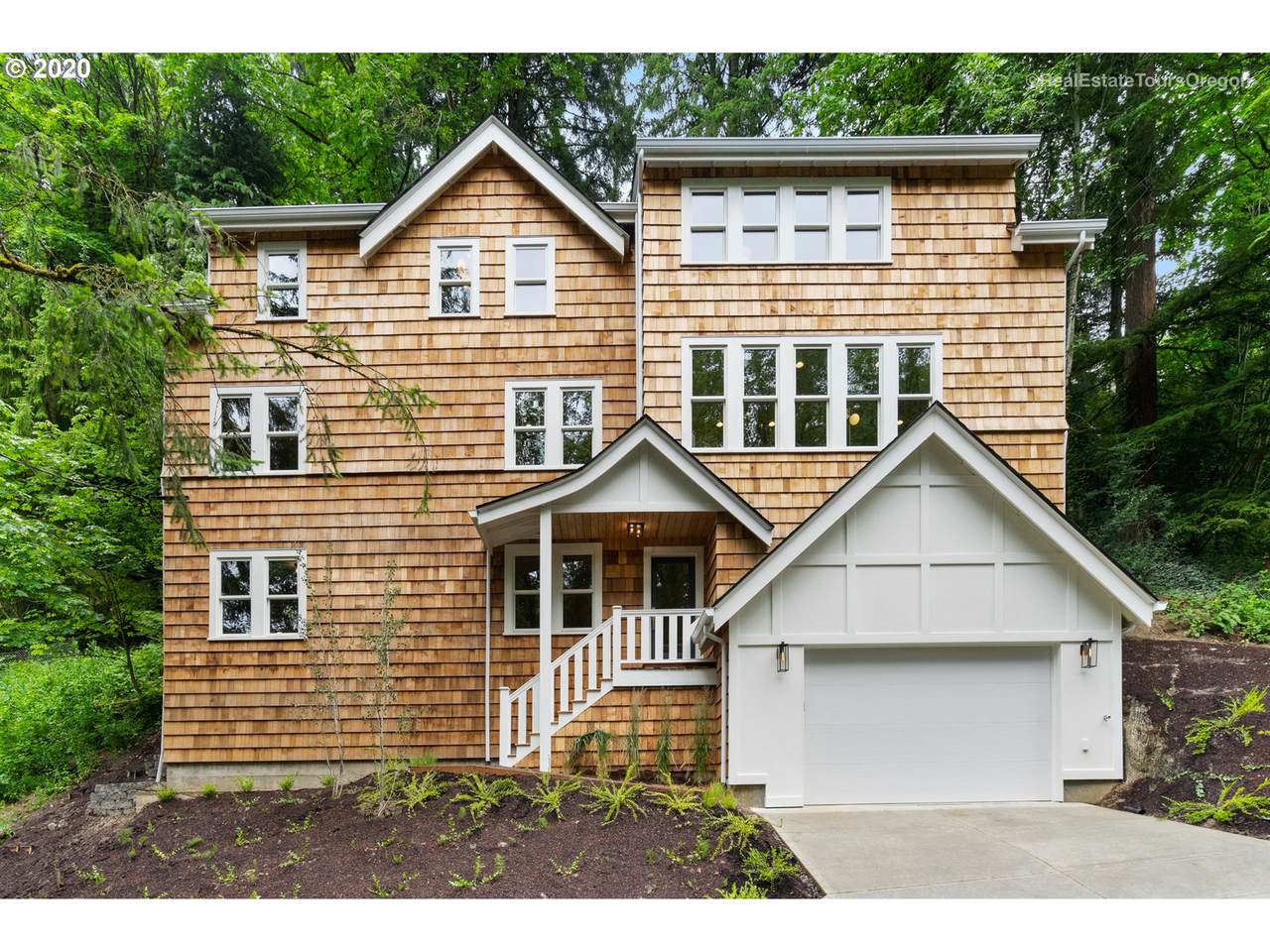 85 Hermosa Blvd - Photo 1