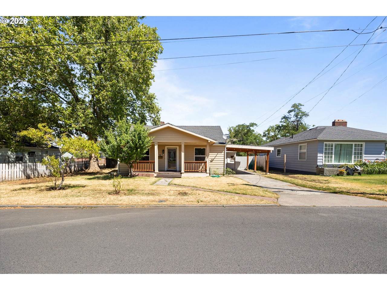https://bt-photos.global.ssl.fastly.net/portland/1280_boomver_1_200617135-2.jpg