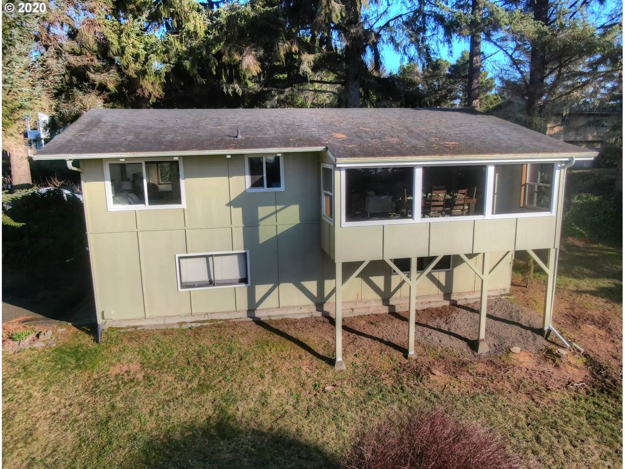 948 Lanai Loop - Photo 1