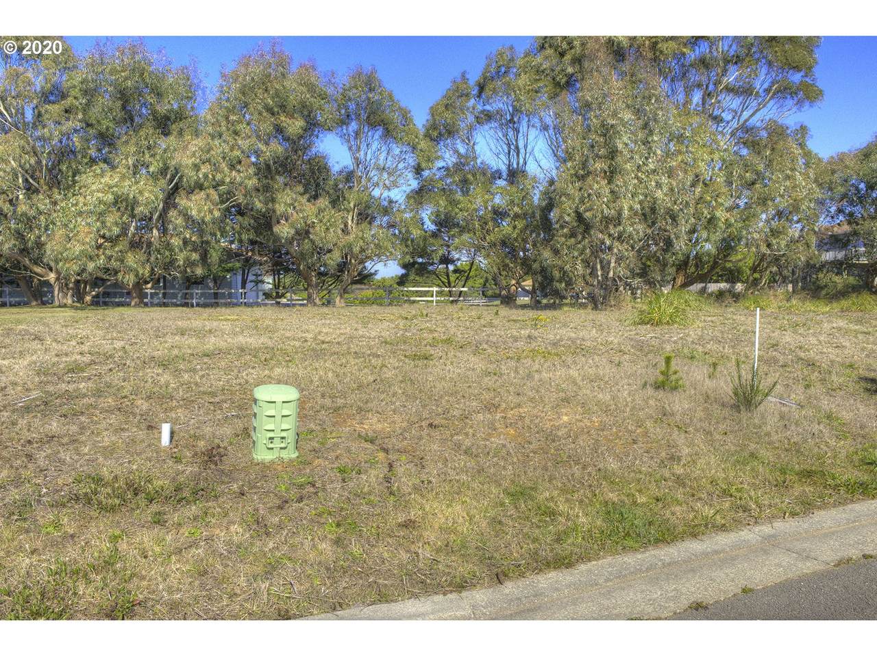 834 Spyglass Dr - Photo 1 834 Spyglass Dr - Photo 1