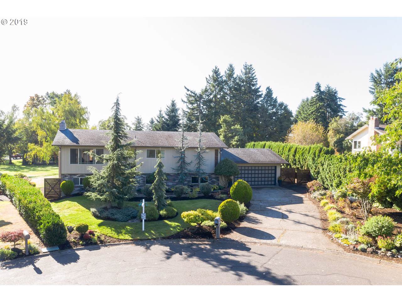 23086 Naomi Ct - Photo 1