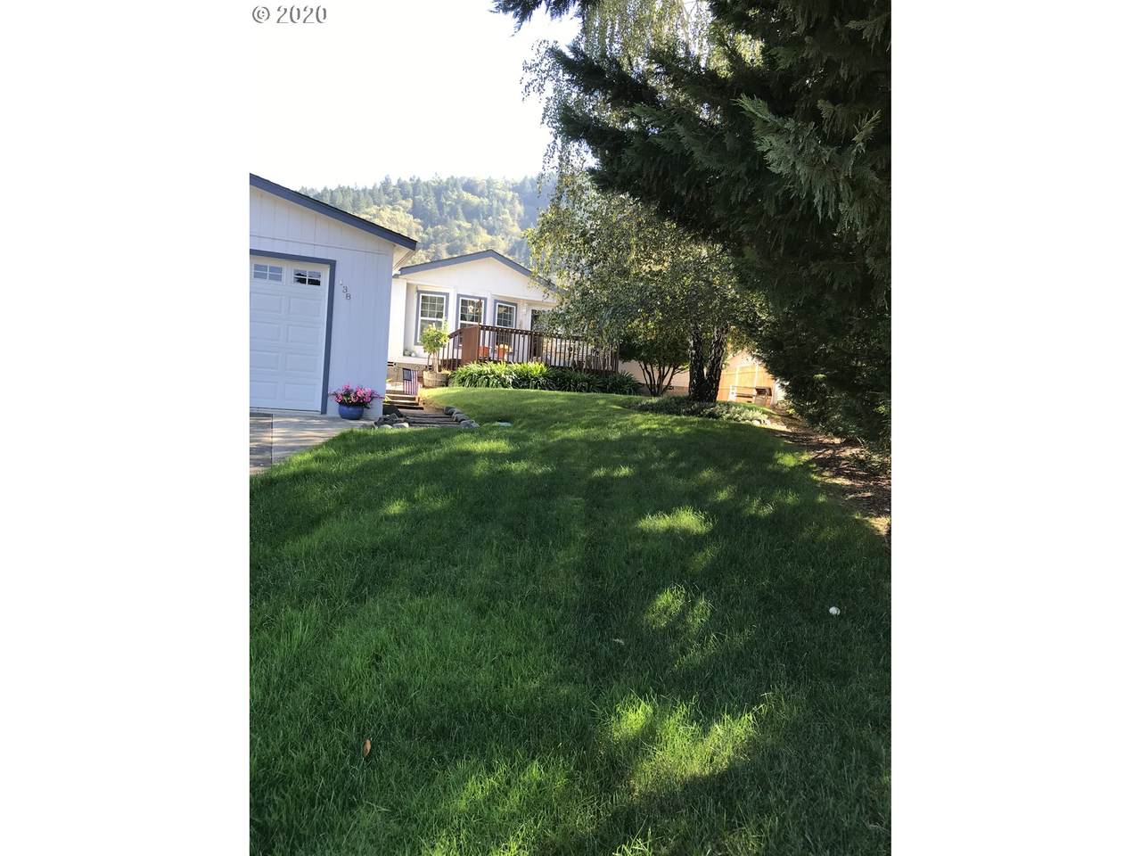 138 Silvercrest Ct - Photo 1