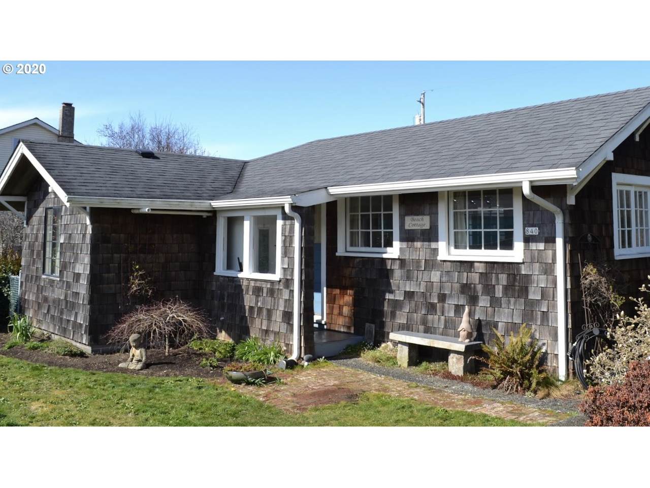 840 4th Ave - Photo 1