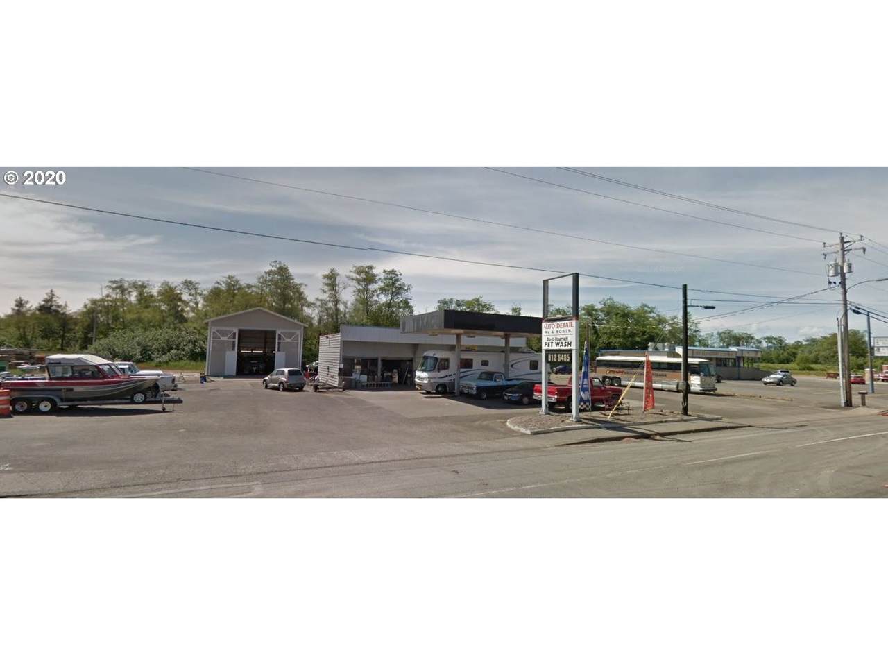 460 Main Ave - Photo 1