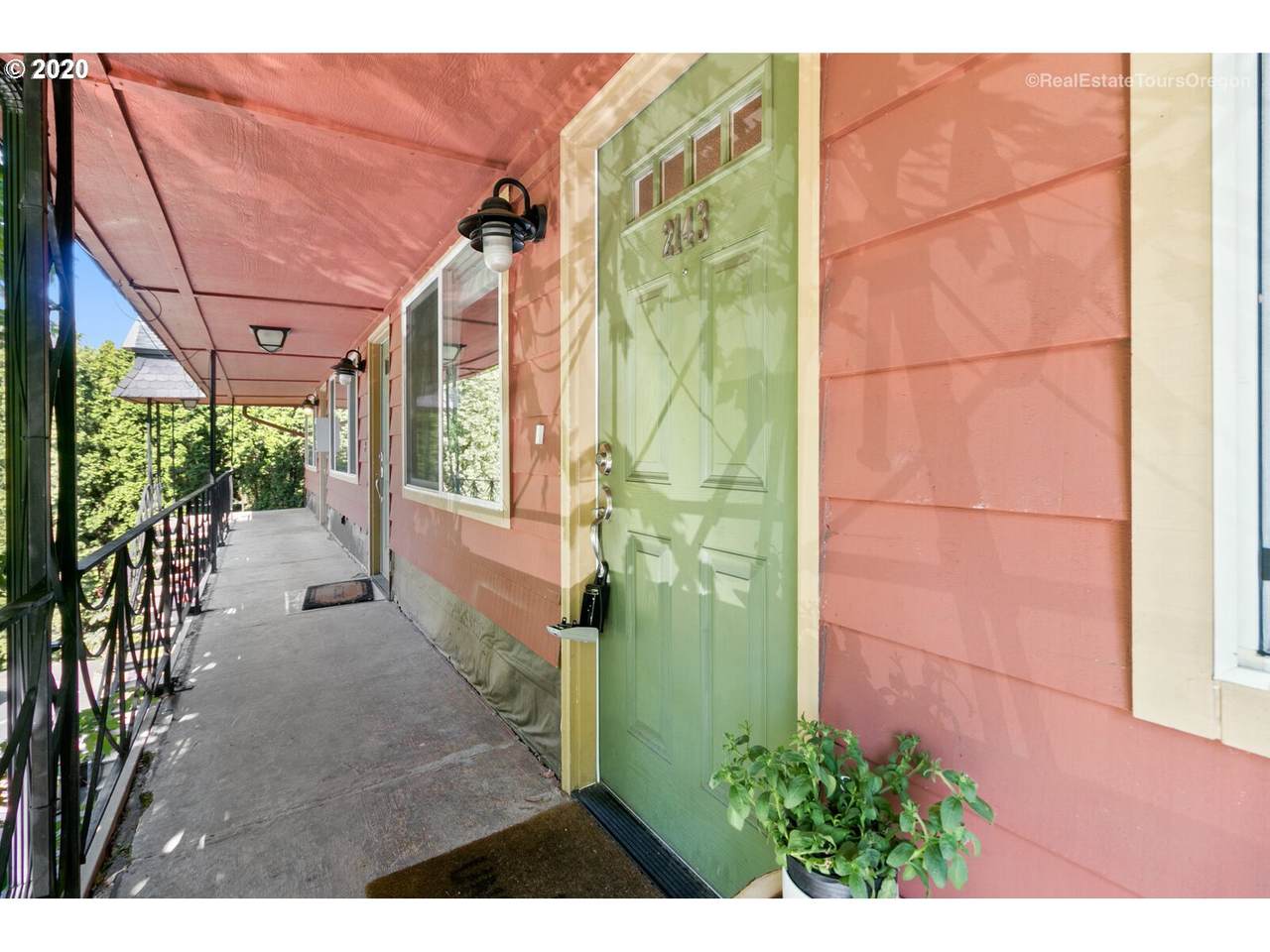 2143 Weidler St - Photo 1