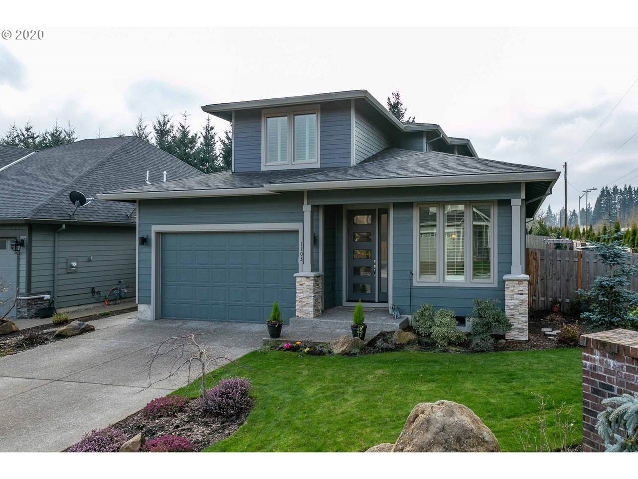 1103 17TH Ave - Photo 1