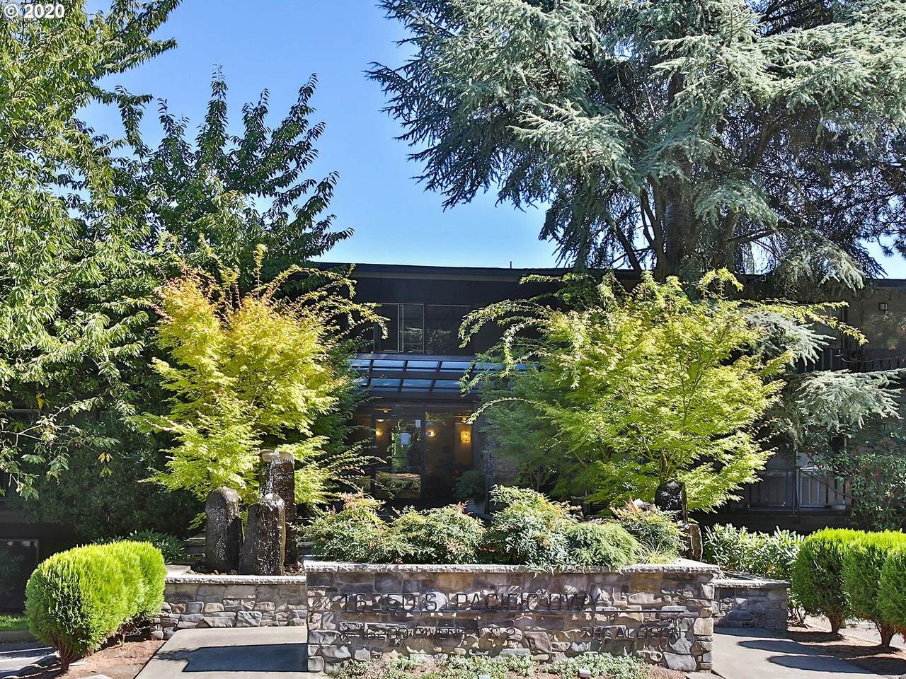 16250 Pacific Hwy - Photo 1