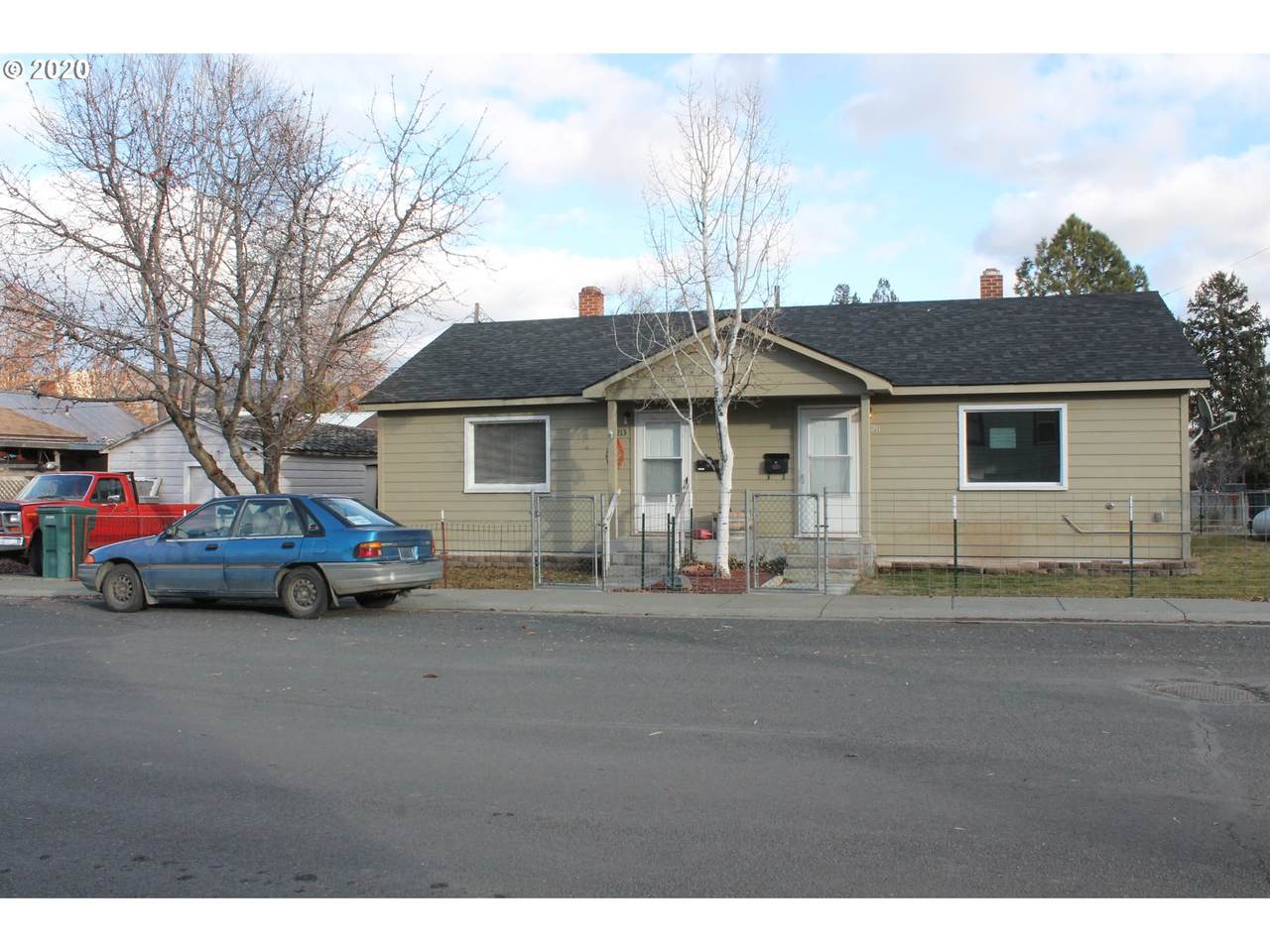 213 Canton St - Photo 1