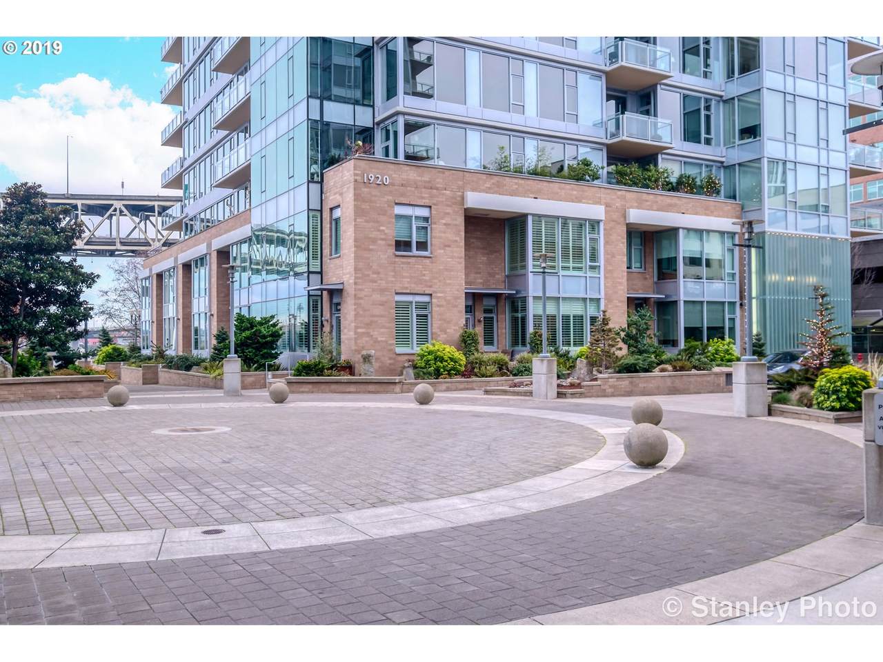 1920 River Dr - Photo 1