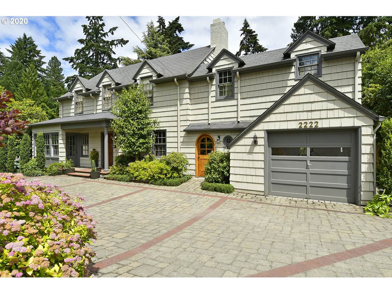 2222 Broadway Dr - Photo 1