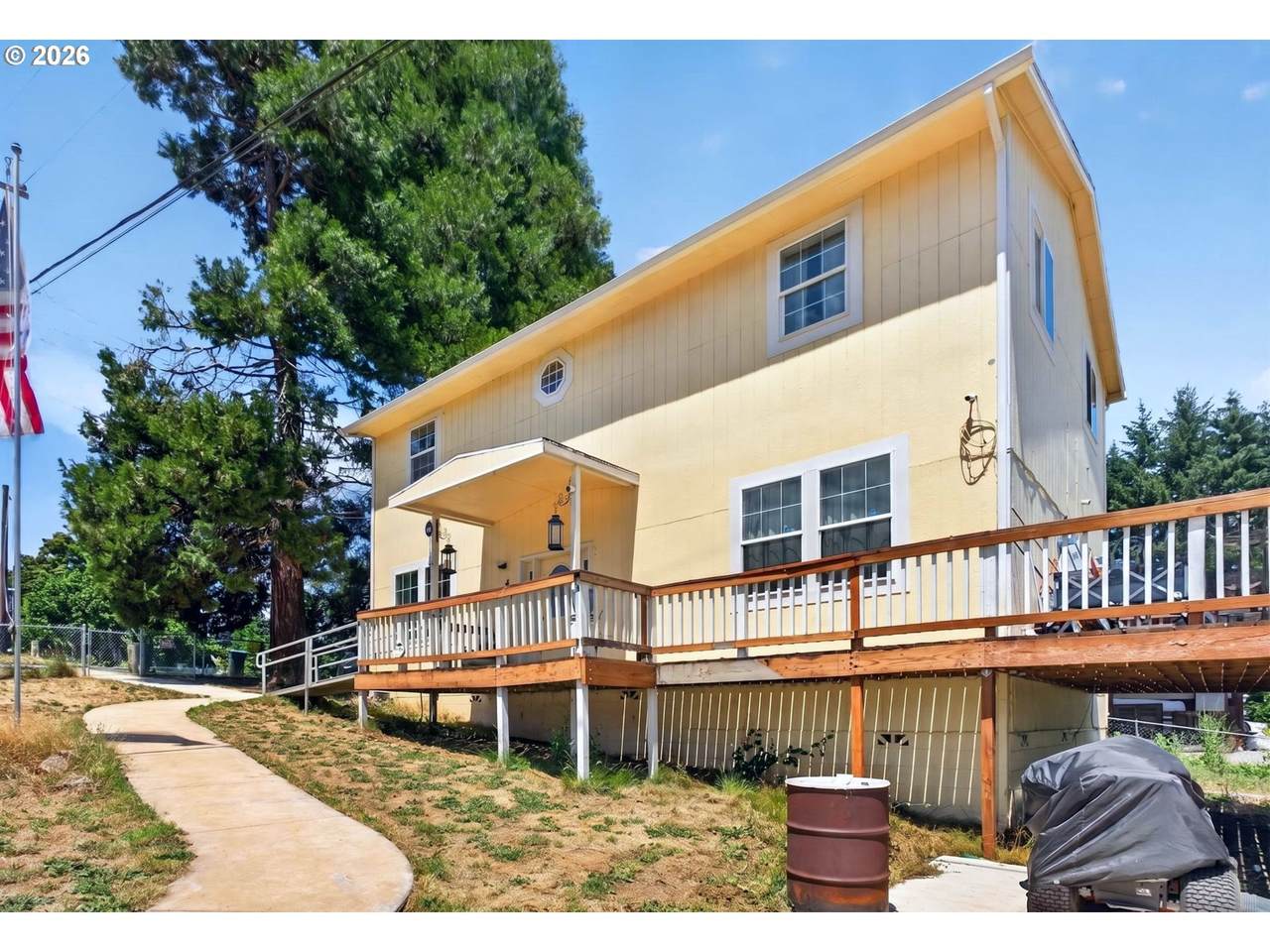 459 Lydia St - Photo 1