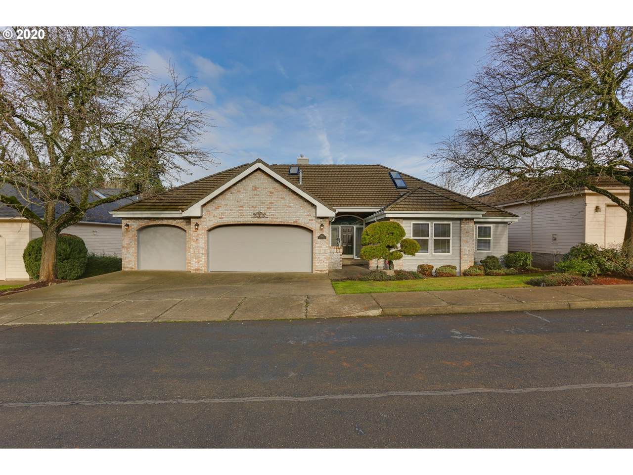 1921 Spicetree Ln - Photo 1