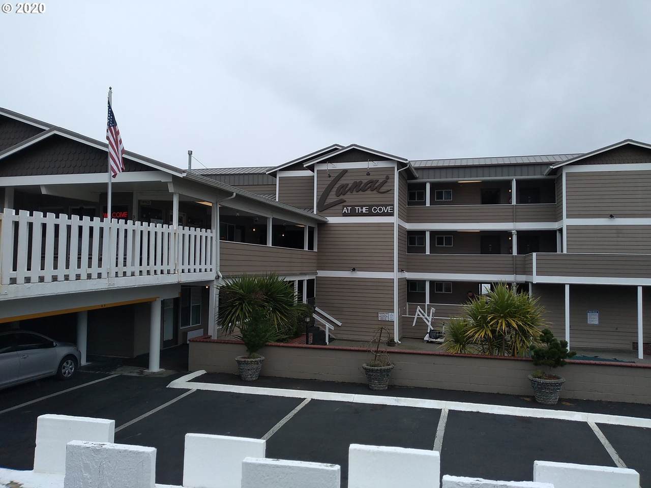 Lanai Condo - Photo 1