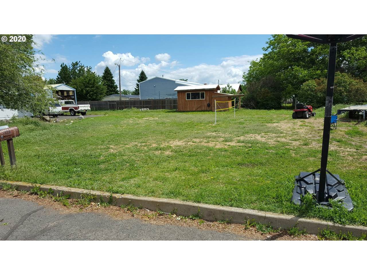 0 Empire Dr - Photo 1