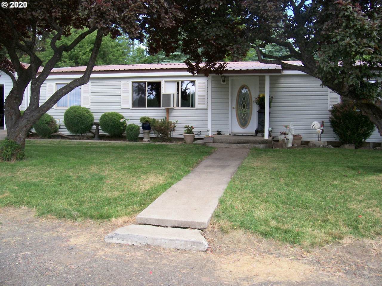 83350 Lewiston Hwy - Photo 1