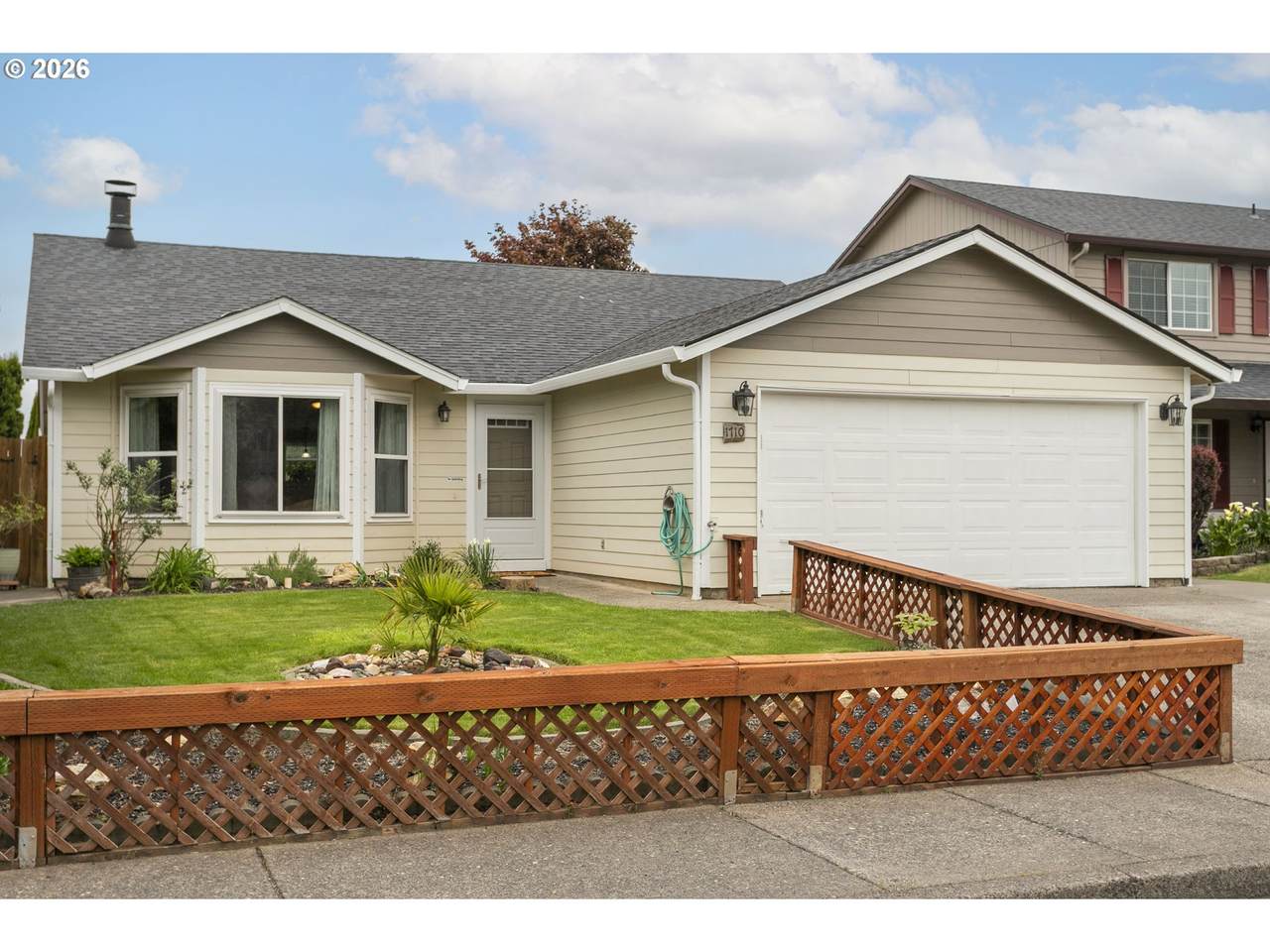 https://bt-photos.global.ssl.fastly.net/portland/1280_boomver_1_202922231-2.jpg