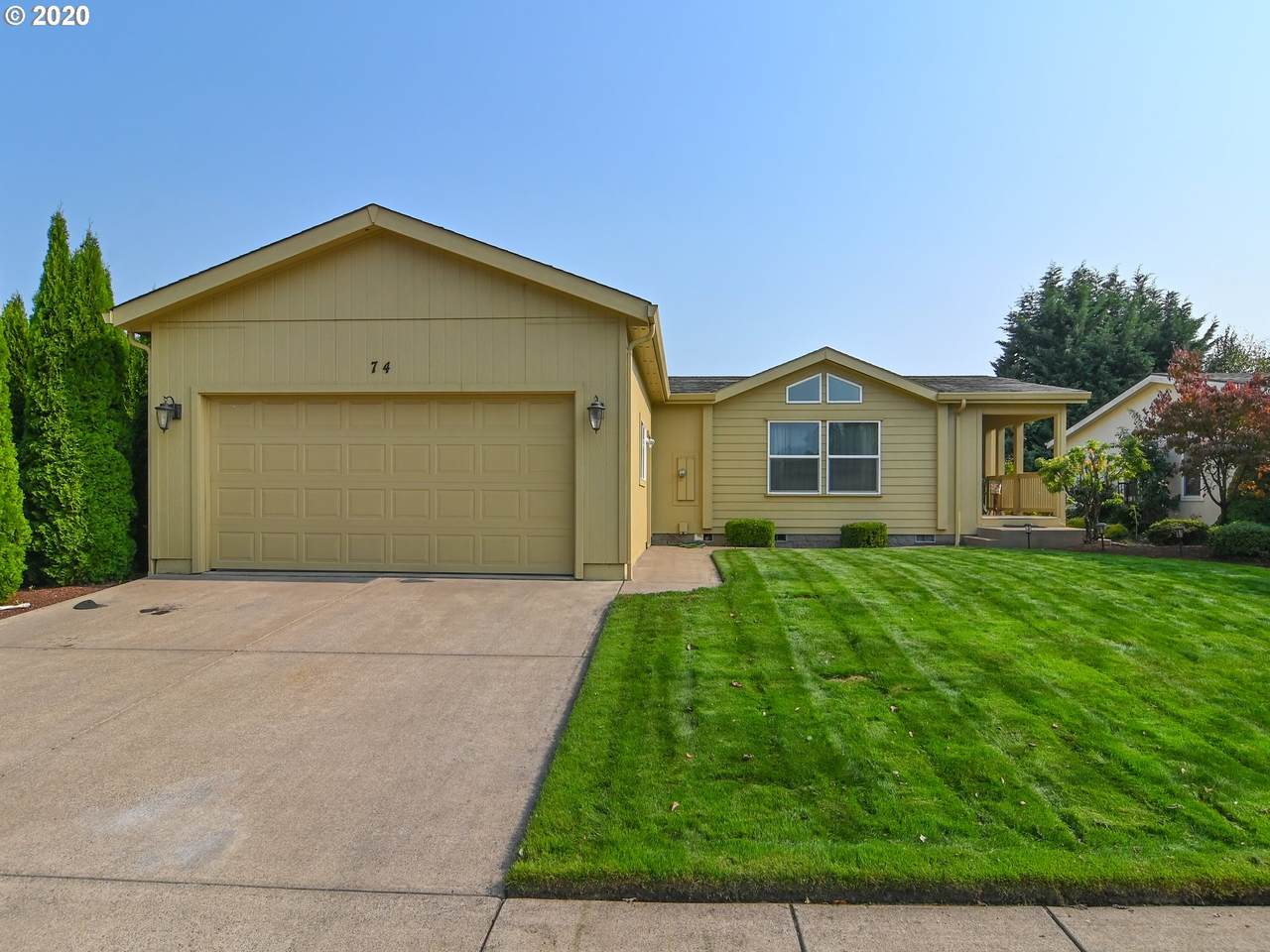 3220 Crescent Ave - Photo 1