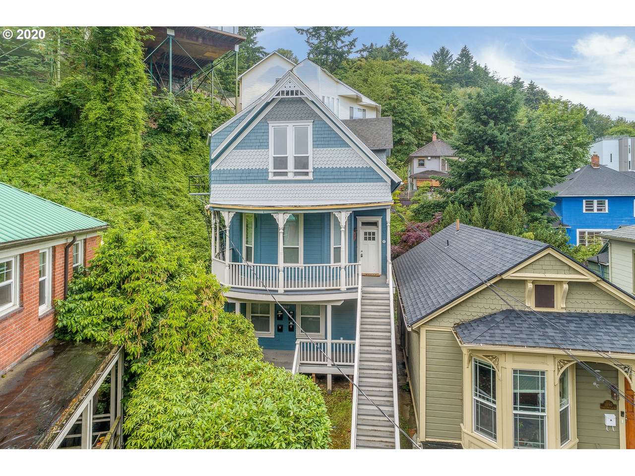 2069 Park Ave - Photo 1