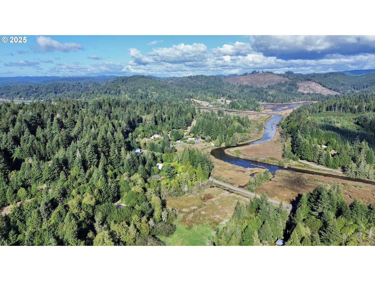 https://bt-photos.global.ssl.fastly.net/portland/1280_boomver_1_203124727-2.jpg