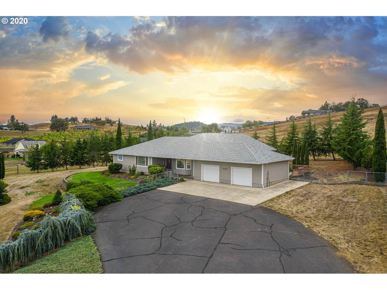 284 Lupine Ln - Photo 1