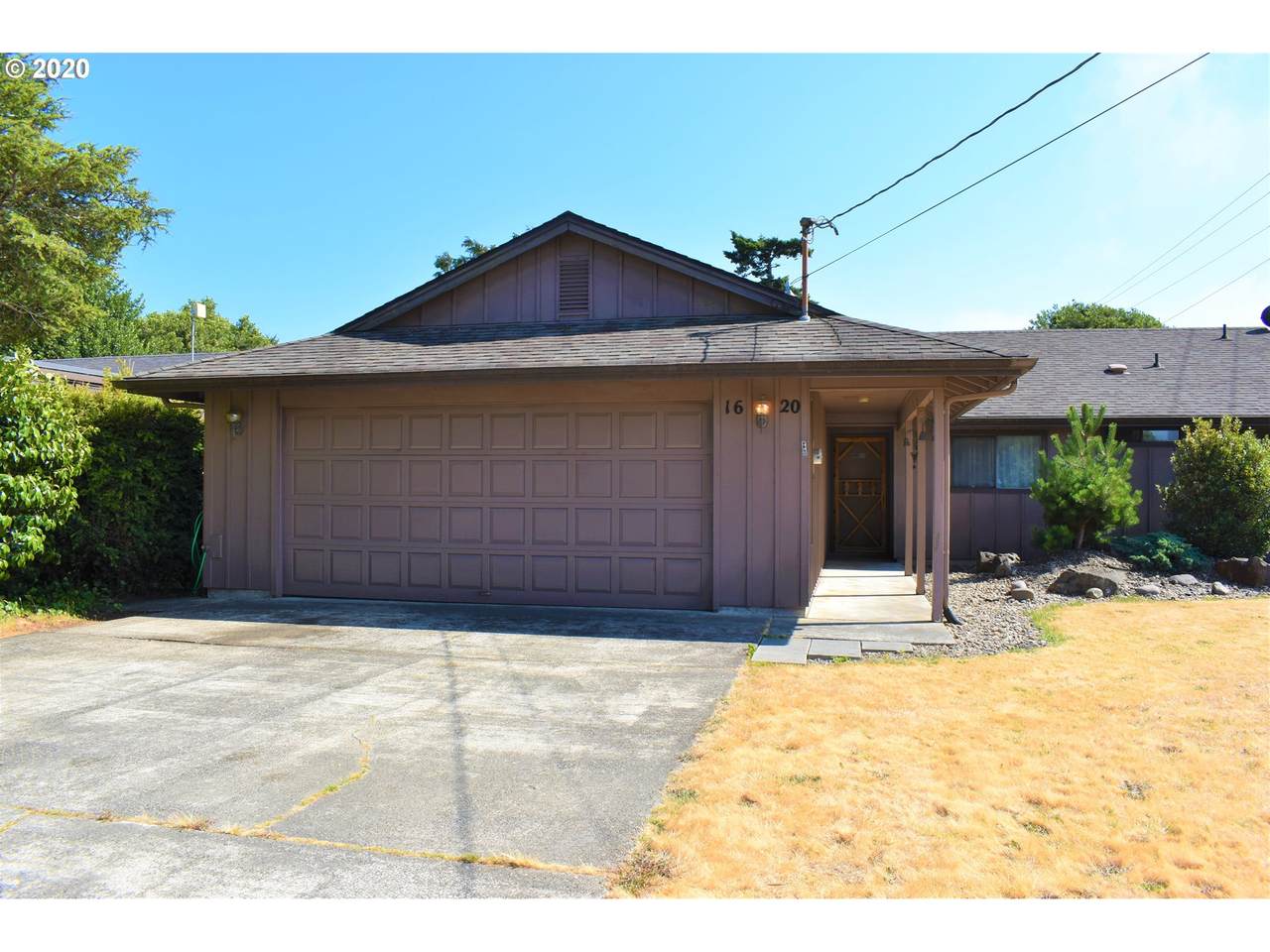 1620 26TH St - Photo 1