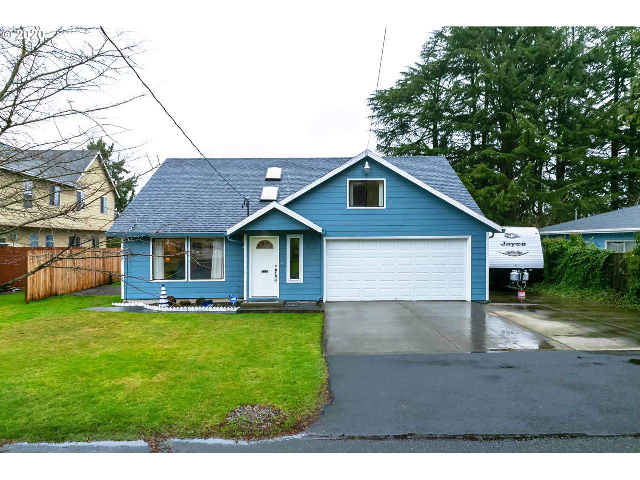 13211 Thompson Ct - Photo 1