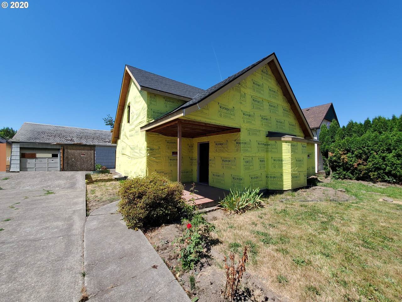 823 Lafayette Ave - Photo 1
