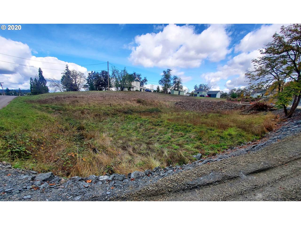 220 Fifth St - Photo 1