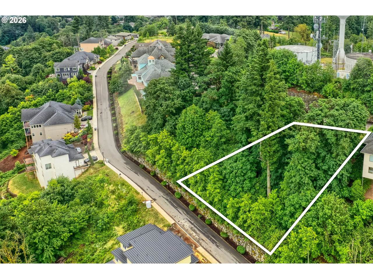 https://bt-photos.global.ssl.fastly.net/portland/1280_boomver_1_204176391-2.jpg