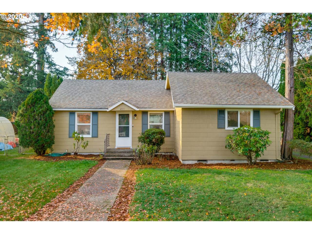 4915 141ST Ave - Photo 1