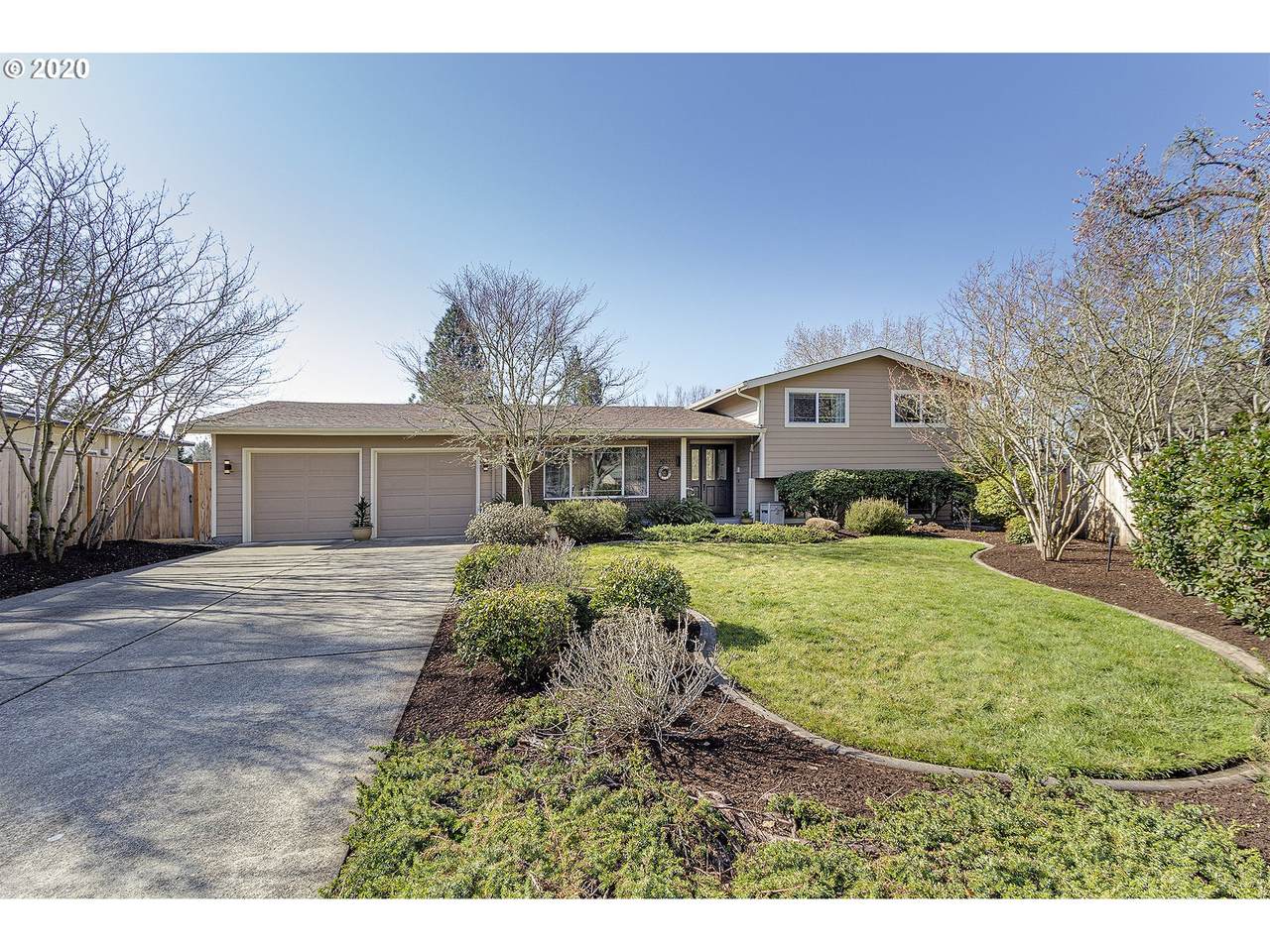 19090 Dorena St - Photo 1